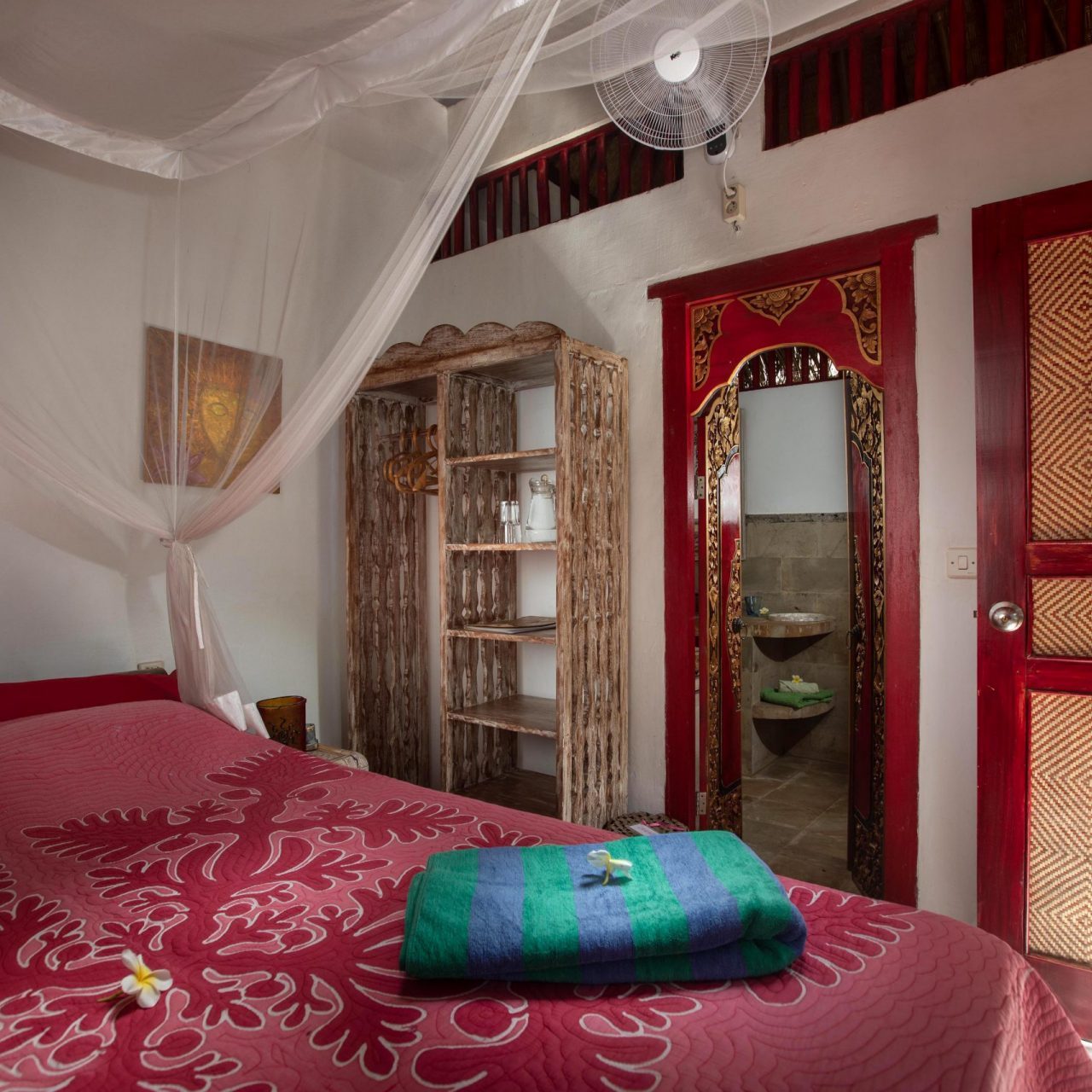 Enjoy our little Gecko II room